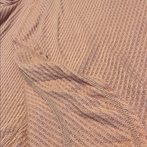 Pink Ribbed Short Sleeve Tee - Picture 4 of 4